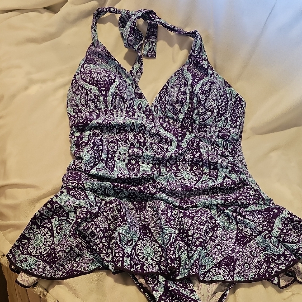 Sea & Sand Beachwear Swimsuit Womans Size 12 New No Tags